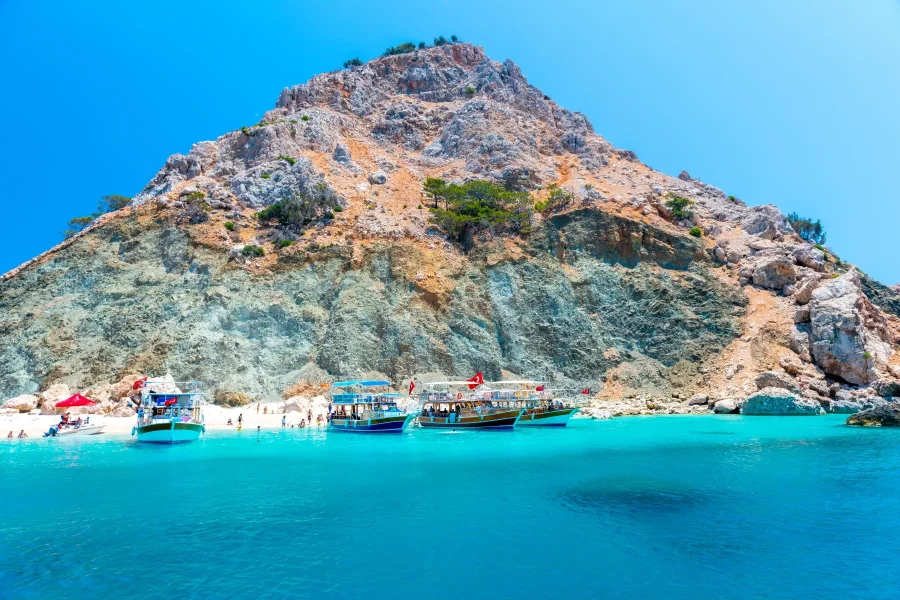 Suluada Maldives Boat Tour